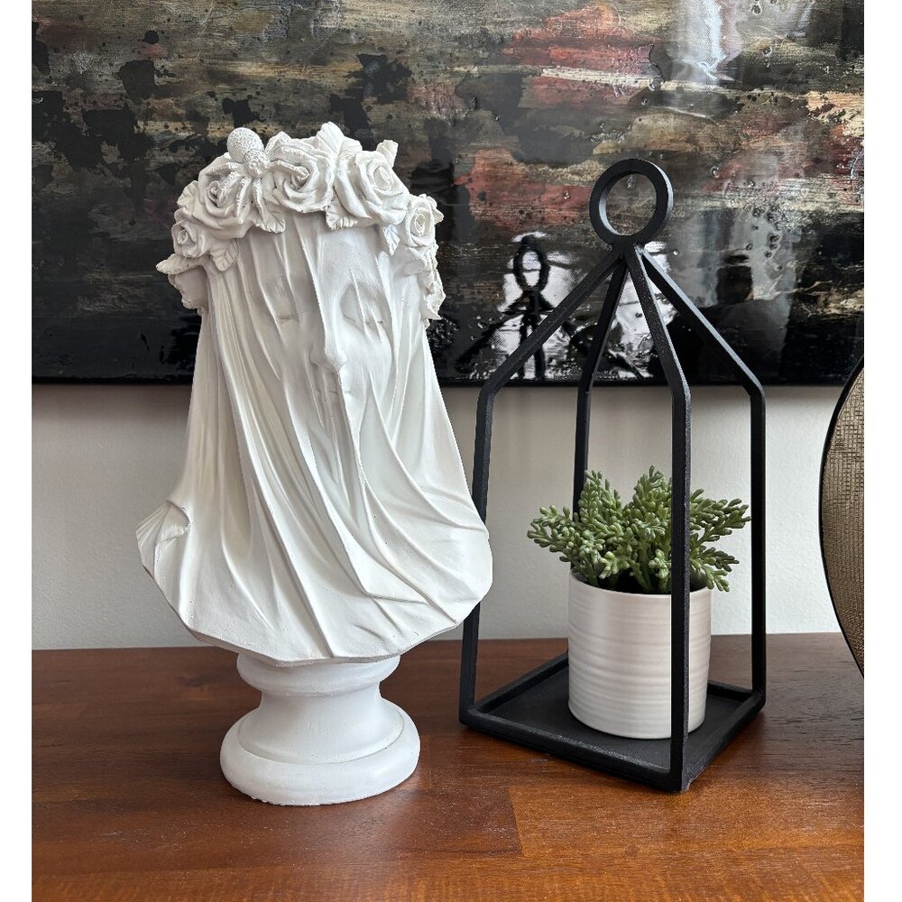 Gothic Veiled Lady Bust w/ Spider Crown - Statue Sculpture - Dark Academia